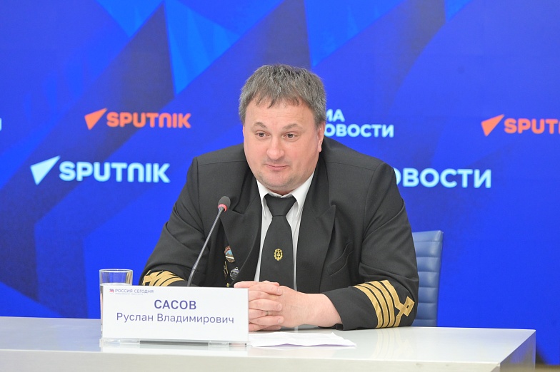 В День полярника путешественник Матвей Шпаро и капитан атомохода Руслан Сасов представили новый сезон «Ледокола знаний»